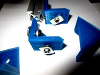 Strong Corner Brackets for 20mm extrusions by iquizzle