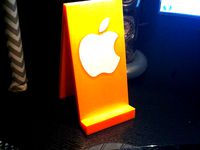 iphone desk holder by CloudRunner