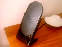 Nokia DT-900 wireless Qi charger stand by jonaslorander