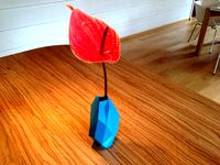 This is the STL version of Rachella001's Faceted Vase by FablabMoebius