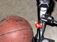 Air Inflation Needle Holder by 1Robot