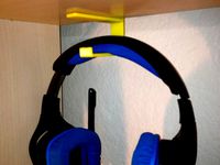 Another Shelf HeadPhone Hook by eae01751