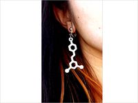 Resveratrol Molecule by scicouture