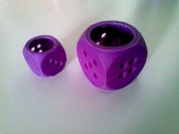 Empty dice  by pasqal