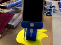 iPhone 5 Holder / iPhone 5 Halter by Thalmano