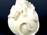 Weird Lizard on a Ball by scampbell