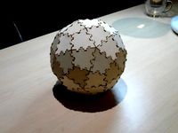 notched deltoidal hexecontahedron by brainsmoke