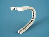 Ultimaker2 Cable Chain by sneakypoo