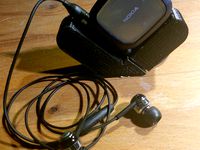 Desk stand for my Nokia BH-214 bluetooth headset by hn3000