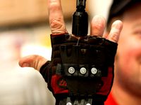 cable guide for custom partial finger replacement by IvanOwen