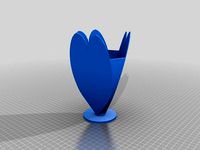 Heart Vase by tomatohead