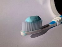 The Mighty Magic Toothpaste Former by luciandepold