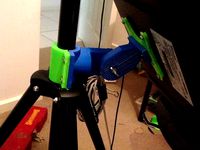 Ground Station VESA screen Mount for Pole by Kawobei
