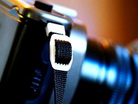 Camera strap: Buckle loop and retaining bar by gcardinal