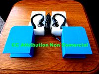 headphones case, phillips sport ear hook by Crapeye