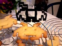 Spaceinvader-Cockiecutter by pinky-1979