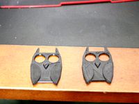 Parametrized owl headphone wrapper No Rectangular Hole by TheMakersWorkbench