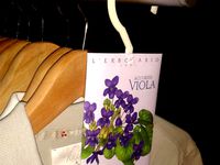 Perfumed sachet hook for drawers by dabotronic