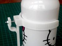 Cycle drinks bottle holder by Tuna