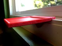 Plant pot bracket by Bagelturf