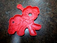 Pony Cookie Cutter by TheGrum