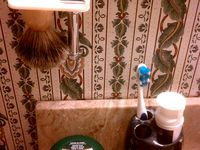 Brush and Razor holder by dammitcoetzee