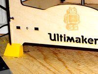 Sloped Ultimaker Feet by Glasswalker