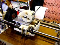 Compact Geared Extruder by mattroberts