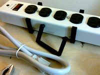Parametric Belkin Power Strip Clip by ScribbleJ
