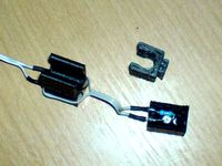 Mendel clip-on LED lighting by Lenbok