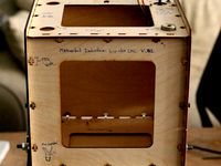 Prototype Cupcake CNC Makerbot by bre