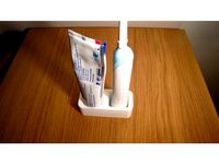 Oral-B toothbrush (and toothpaste) stand by truhlik_fredy
