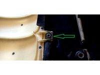 w211 engine cover connection bushing (TPU) by morphxp