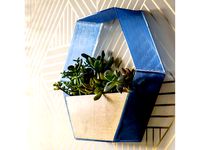 Hexagon planter by re3dprinting