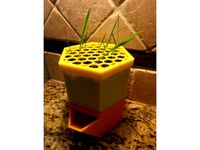 Planter with Reservoir  by 3DPrinterMaster66