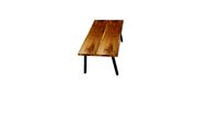Table à manger en bois pieds trapèze 200 cm HAWAI de chez PIER IMPORT