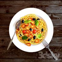 Spaghetti with tomatoes