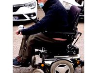 Lance boule de pétanque - Assistive device to play boules by HumanlabSP