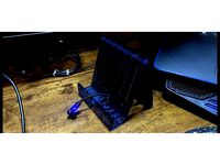 Cell Phone Stand by Chizl