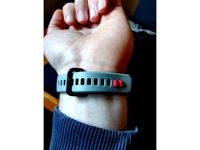 Honor Band 4 / 5 button like strap keeper by Subnormalwater