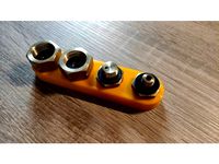 Gas adapter holder  by carverandi